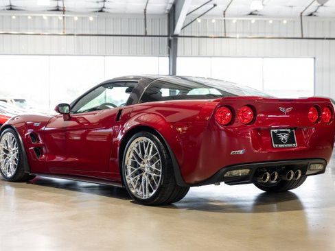 Used 2010 Chevrolet Corvette ZR1 w/ Preferred Equipment Group image 4