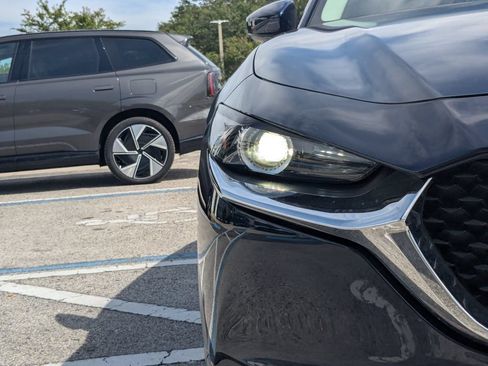 Used 2023 MAZDA CX-30 AWD 2.5 S image 9