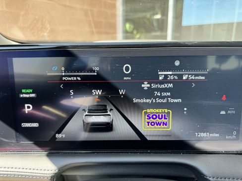 Used 2023 Nissan Ariya FWD image 19