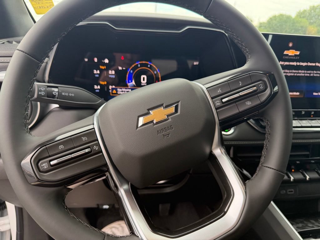 New 2026 Chevrolet Colorado LT w/ LPO, Pro Essentials Package RWD image 7