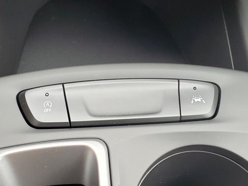 New 2026 Chevrolet Trax LS w/ LS Convenience Package FWD image 15