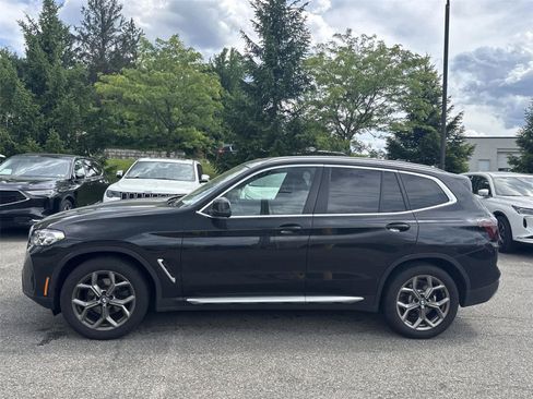 Used 2022 BMW X3 xDrive30i w/ Premium Package 2 AWD/4WD image 2