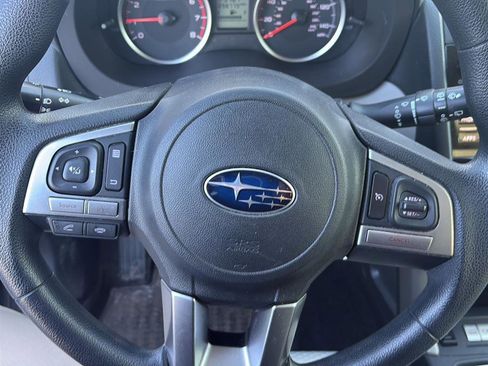 Used 2017 Subaru Forester 2.5i Premium w/ All-Weather Package image 9