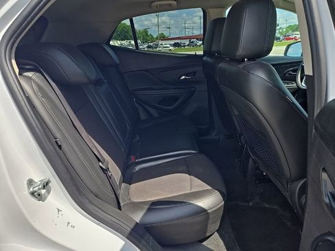 Used 2020 Buick Encore Preferred w/ Safety Package FWD image 19