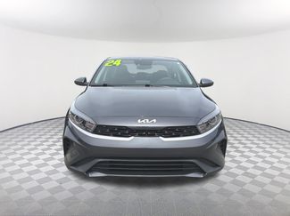 Used 2024 Kia Forte LXS FWD video 2