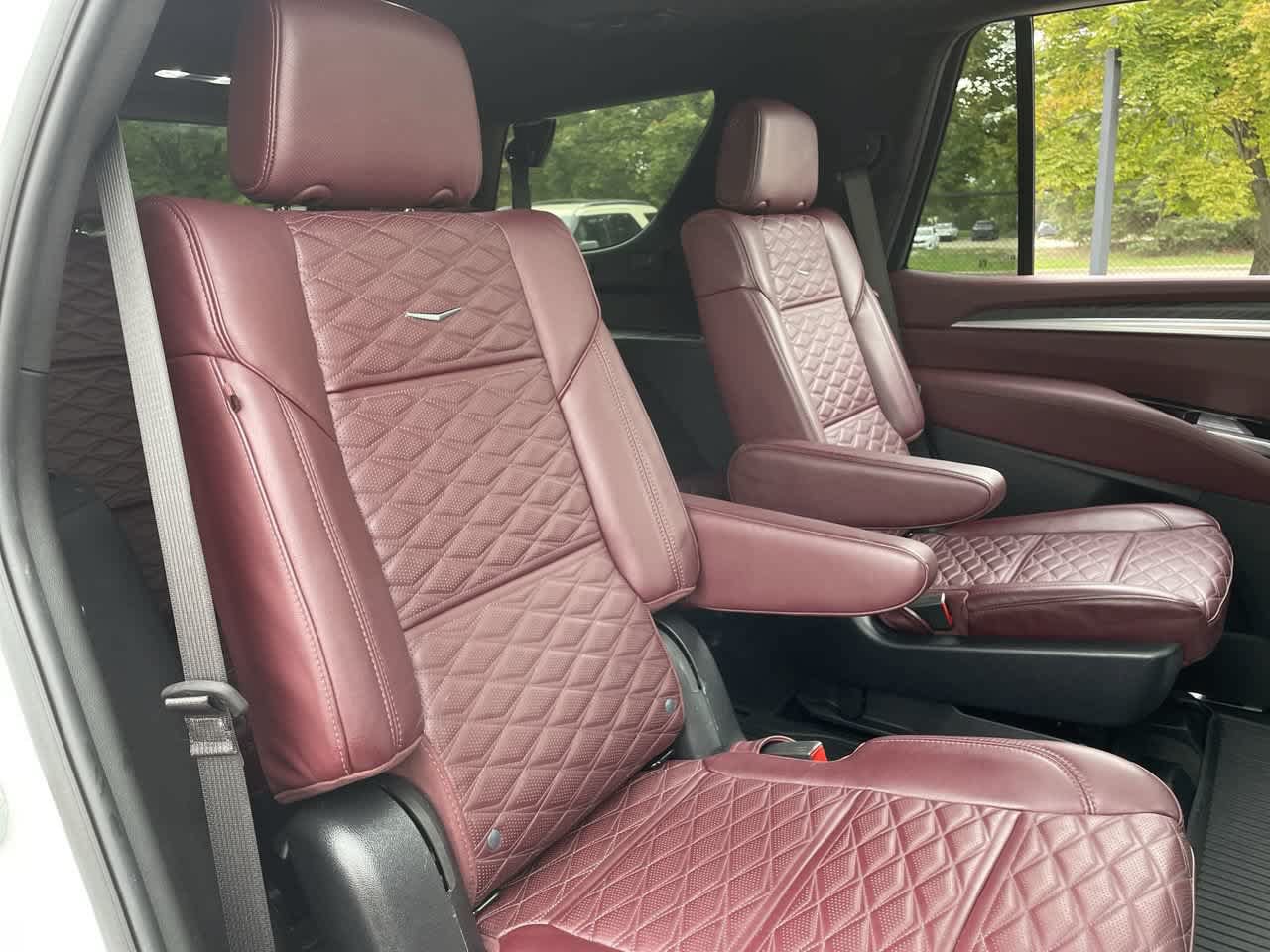 Certified 2025 Cadillac Escalade Premium Luxury w/ LPO, Floor Liner Package AWD/4WD image 15