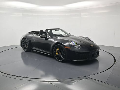 Certified 2025 Porsche 911 Carrera 4 GTS AWD/4WD image 47