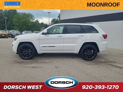 Used 2021 Jeep Grand Cherokee Laredo X AWD/4WD image 3