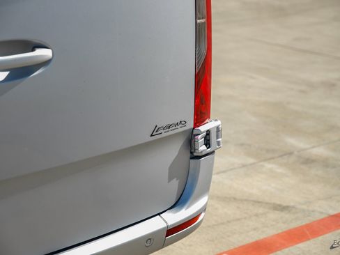 Used 2023 Mercedes-Benz Sprinter 3500 w/ Parking Package image 31