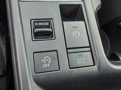Certified 2026 Nissan Sentra SV w/ SV Convenience Package FWD image 26