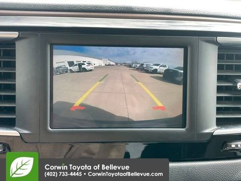 Used 2023 Chrysler Voyager LX image 13