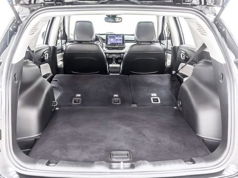 Used 2022 Jeep Compass Limited image 37