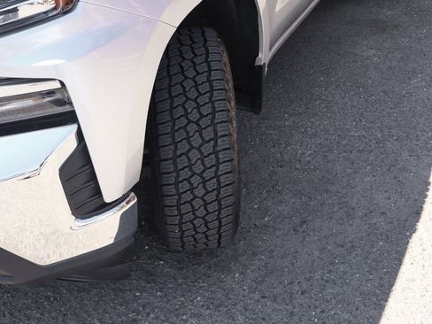 Used 2020 Chevrolet Silverado 1500 LT image 44