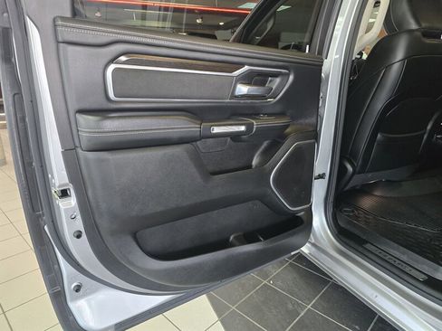 Used 2022 RAM 1500 Laramie AWD/4WD image 10