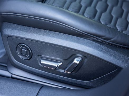 Used 2023 Audi RS 6 w/ Executive Package image 20