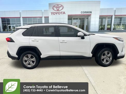 Used 2024 Toyota RAV4 XLE FWD image 6