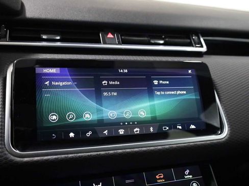 Used 2018 Land Rover Range Rover Velar R-Dynamic SE image 30