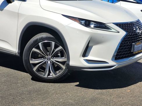 Used 2021 Lexus RX 350L Premium w/ Premium Package AWD/4WD image 9
