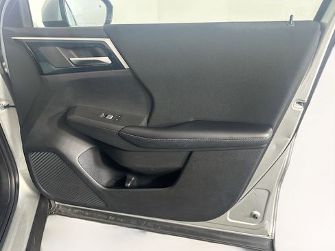 Used 2022 Mitsubishi Outlander ES FWD image 34