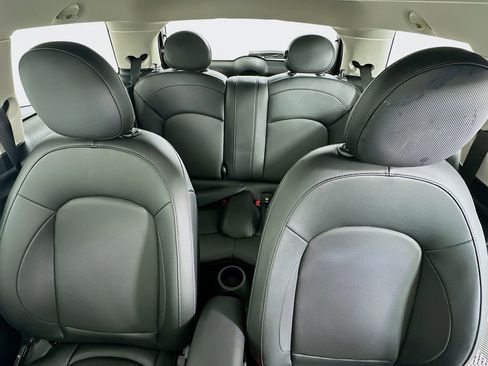 Used 2018 MINI Cooper 2-Door Hardtop image 21