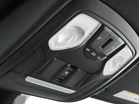 Used 2019 RAM 1500 Big Horn image 23