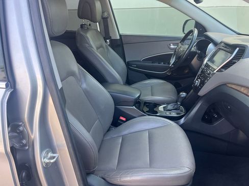 Used 2017 Hyundai Santa Fe FWD image 21