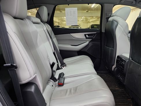 Certified 2023 Acura MDX w/Technology Package image 19