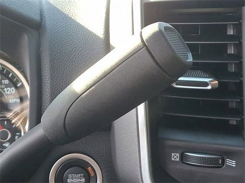 Used 2023 RAM 2500 Big Horn w/ Level 1 Equipment Group image 14