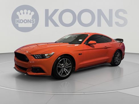 Used 2016 Ford Mustang GT Premium RWD image 1
