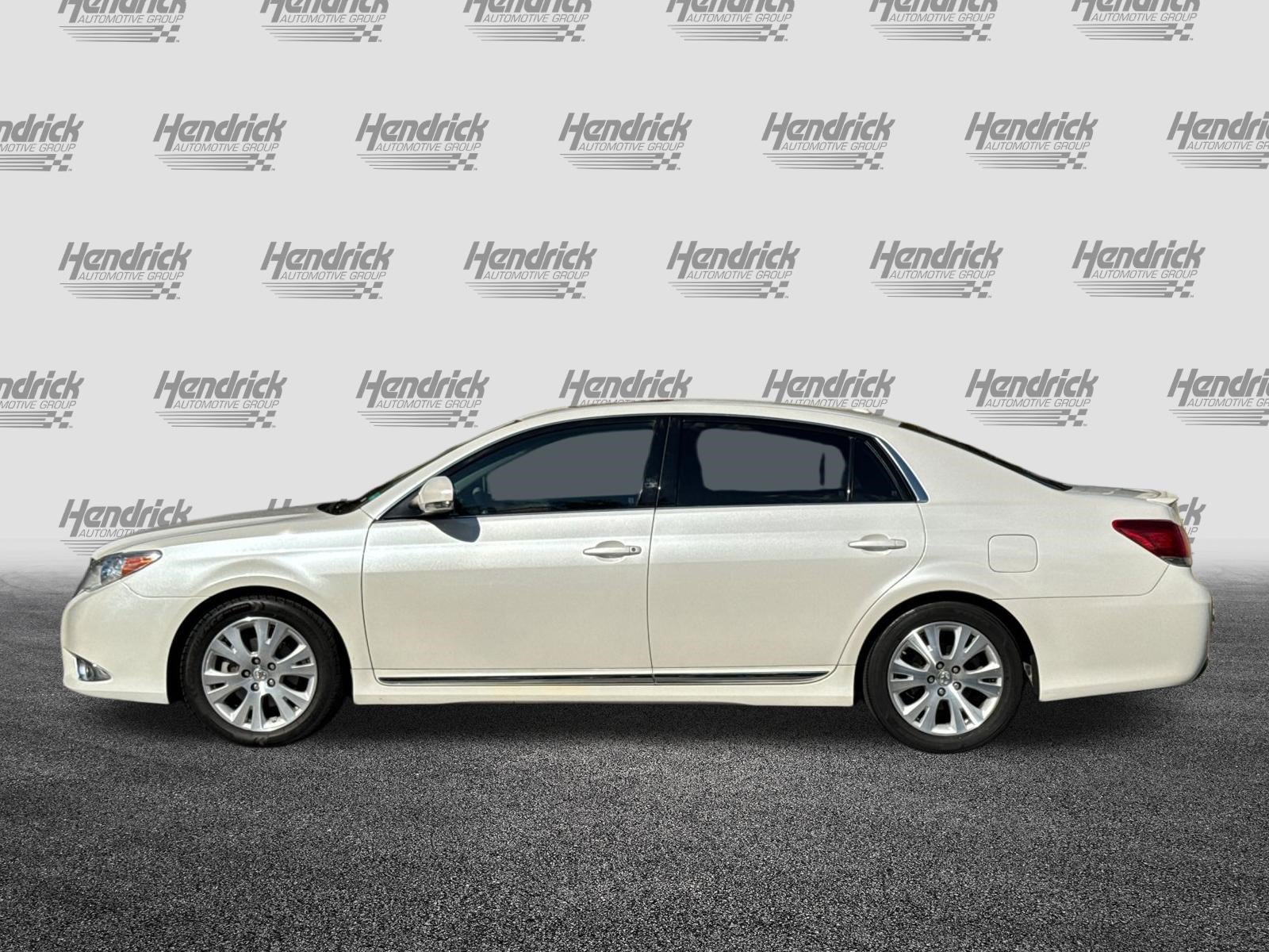 Used 2012 Toyota Avalon FWD image 8