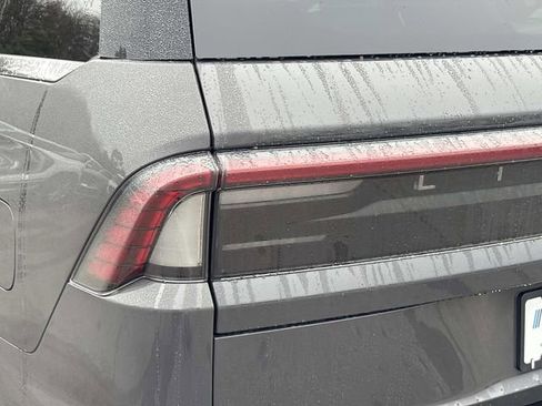 New 2026 Lincoln Navigator Black Label AWD/4WD image 11