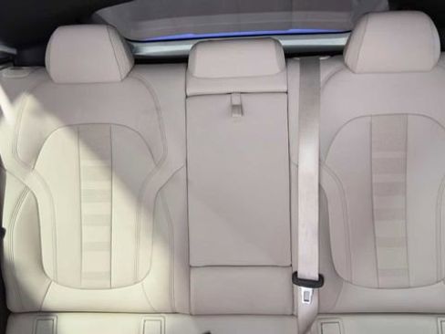 Used 2020 BMW X6 sDrive40i w/ Executive Package image 29