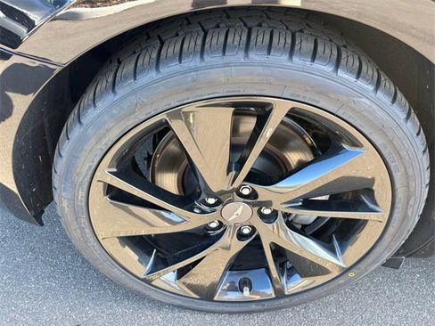 Used 2023 Genesis G70 3.3T w/ Sport Advanced Package image 18