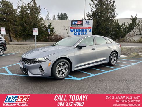 Used 2023 Kia K5 LXS image 1
