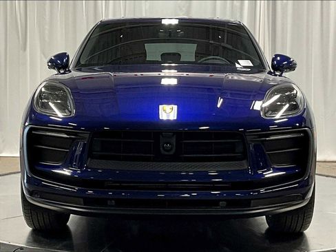 New 2026 Porsche Macan AWD/4WD image 10
