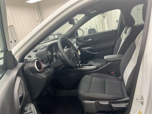 New 2026 Chevrolet Trax RS image 19