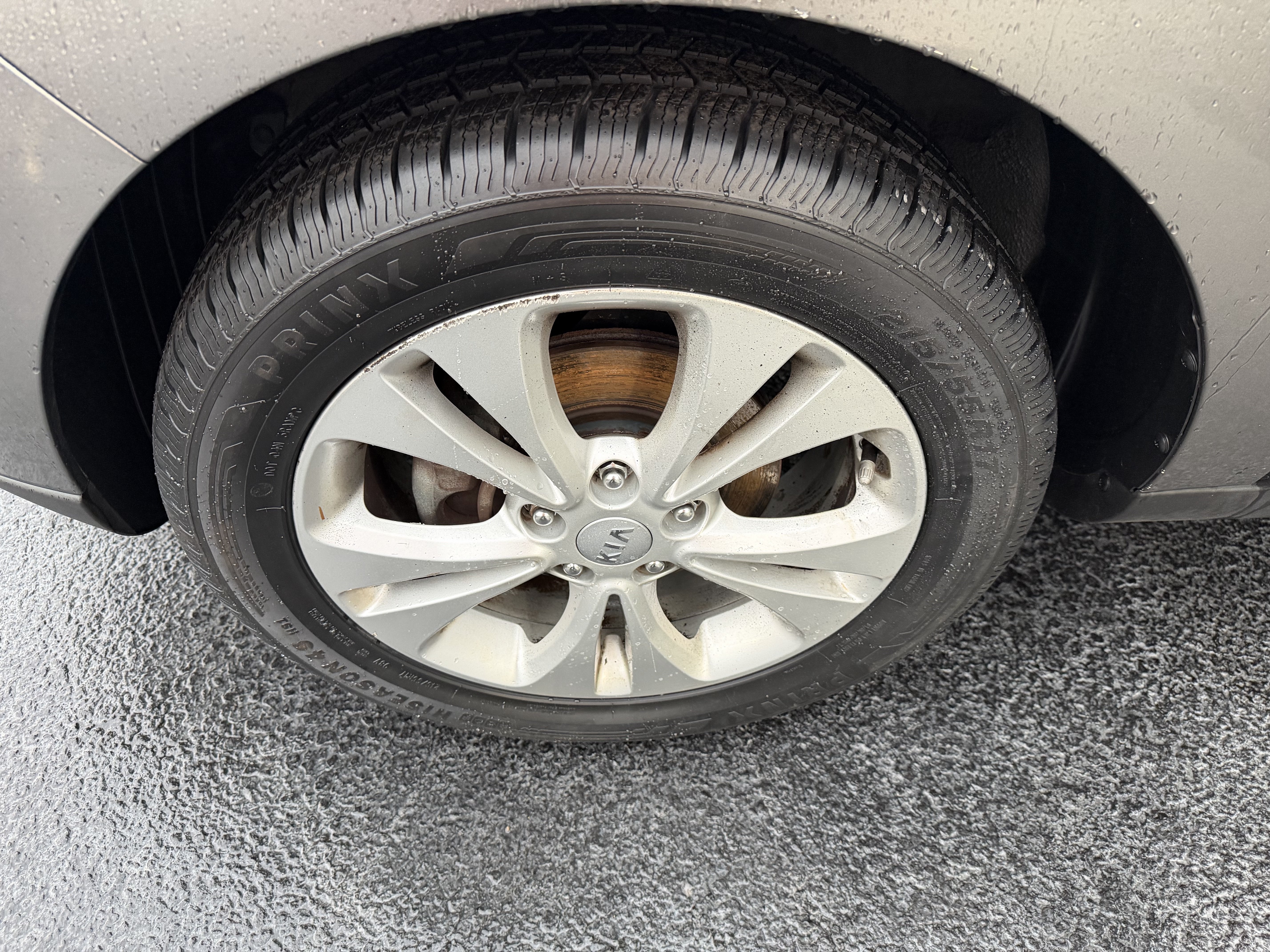 Used 2016 Kia Soul + FWD image 26