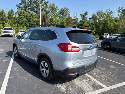 Used 2019 Subaru Ascent Premium AWD/4WD image 4