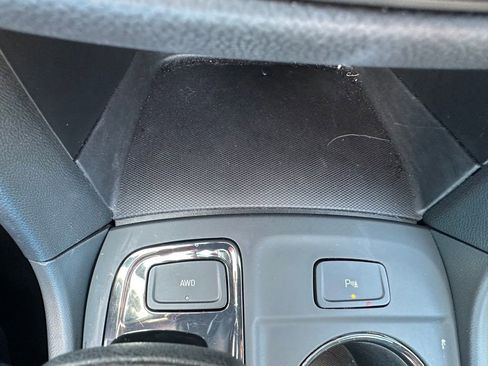 Used 2023 Chevrolet Equinox RS w/ RS Leather Package image 31