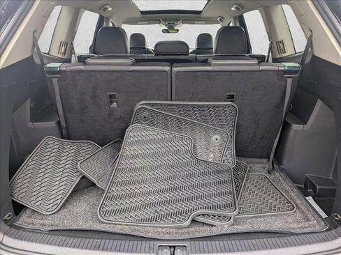 Used 2024 Volkswagen Atlas SEL Premium R-Line AWD/4WD image 6