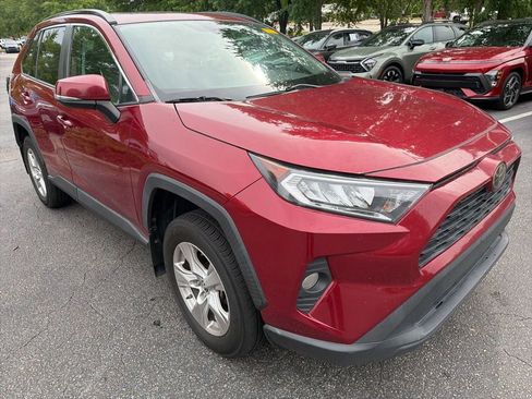 Used 2019 Toyota RAV4 XLE w/ Convenience Package AWD/4WD image 13