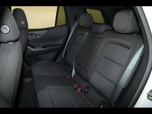 New 2026 Chevrolet Equinox LT w/ Safety and Technology Package AWD/4WD image 24