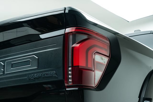 Used 2025 Ford F150 Raptor AWD/4WD image 15