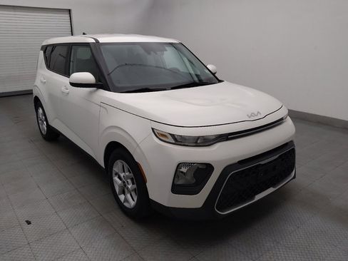 Used 2022 Kia Soul LX w/ Technology Package FWD image 13