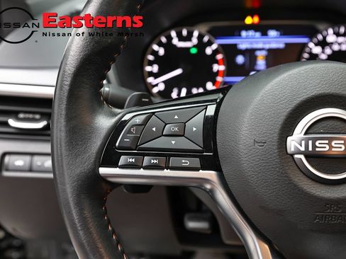 Used 2023 Nissan Altima 2.5 SR FWD image 15