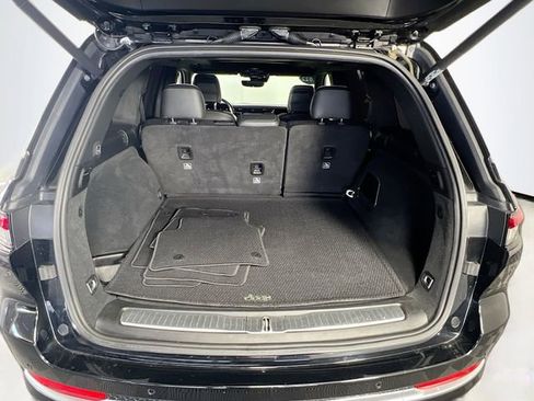 Used 2022 Jeep Grand Cherokee Summit image 28