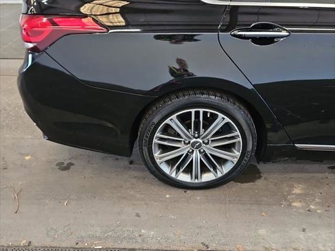 Used 2018 Genesis G80 3.8 w/ Option Group 03 image 9