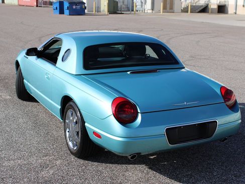 Used 2002 Ford Thunderbird image 15