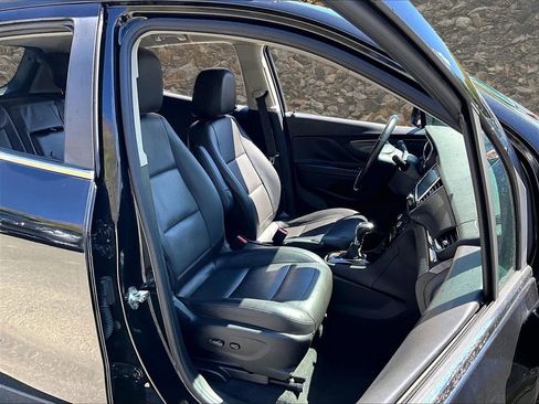 Used 2019 Buick Encore Essence w/ Safety Package II AWD/4WD image 6