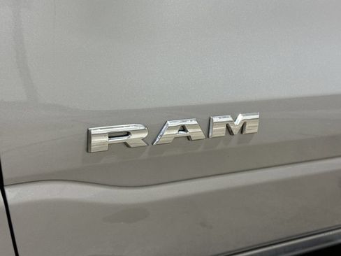 Used 2023 RAM 1500 Big Horn AWD/4WD image 25
